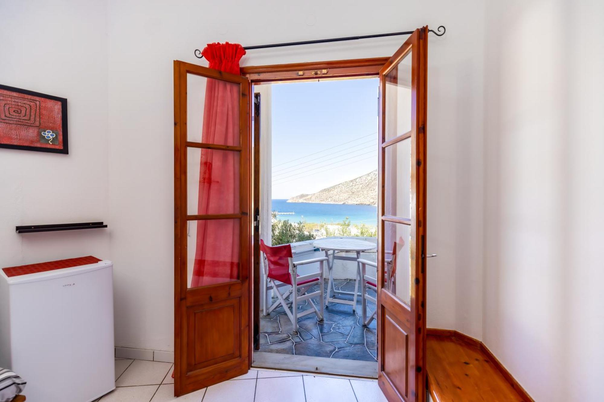 Froudi Rooms Kamares  Exterior photo