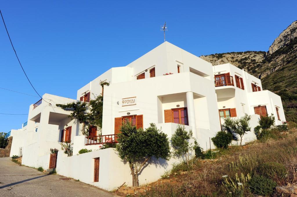 Froudi Rooms Kamares  Exterior photo