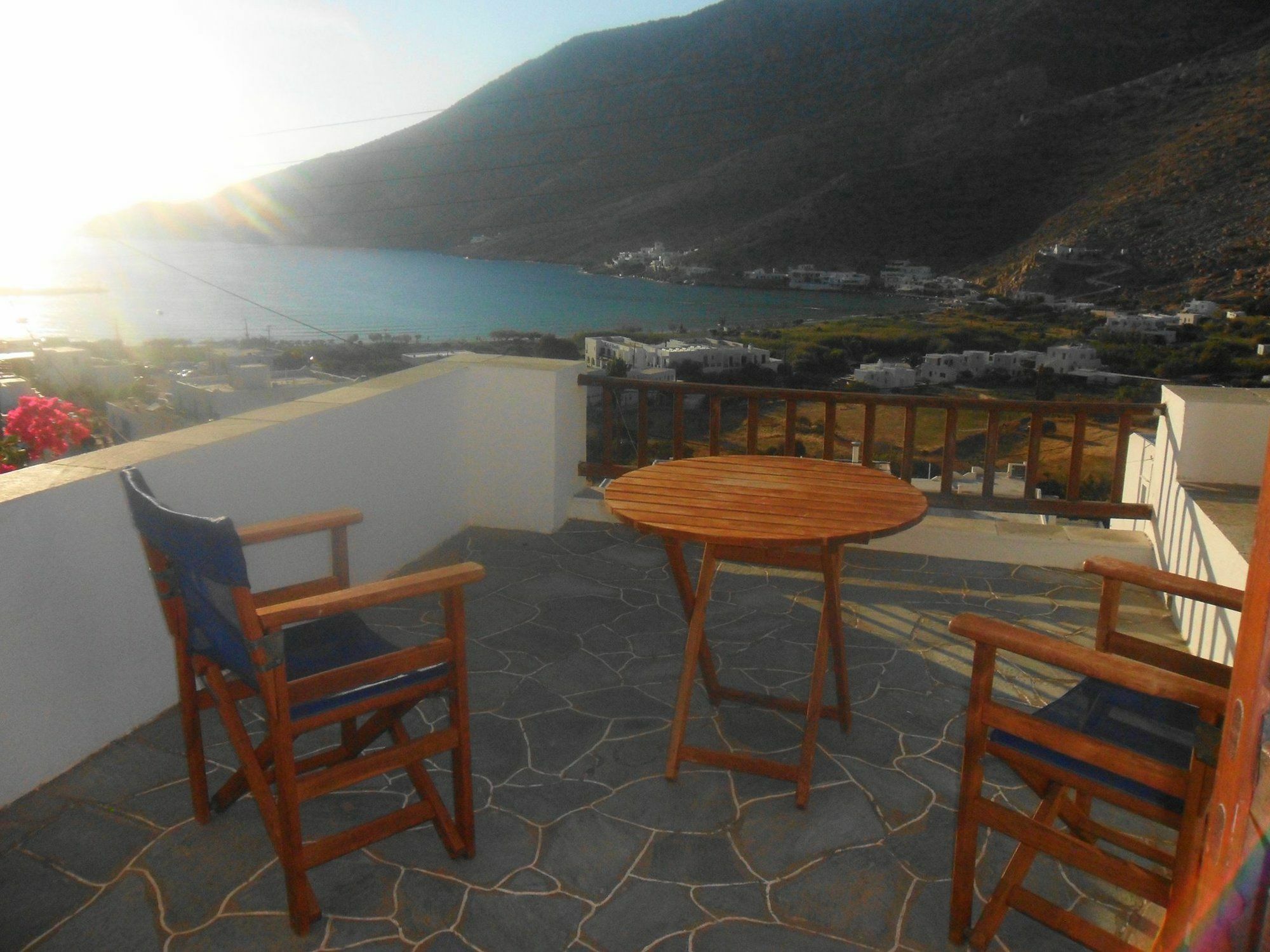 Froudi Rooms Kamares  Exterior photo